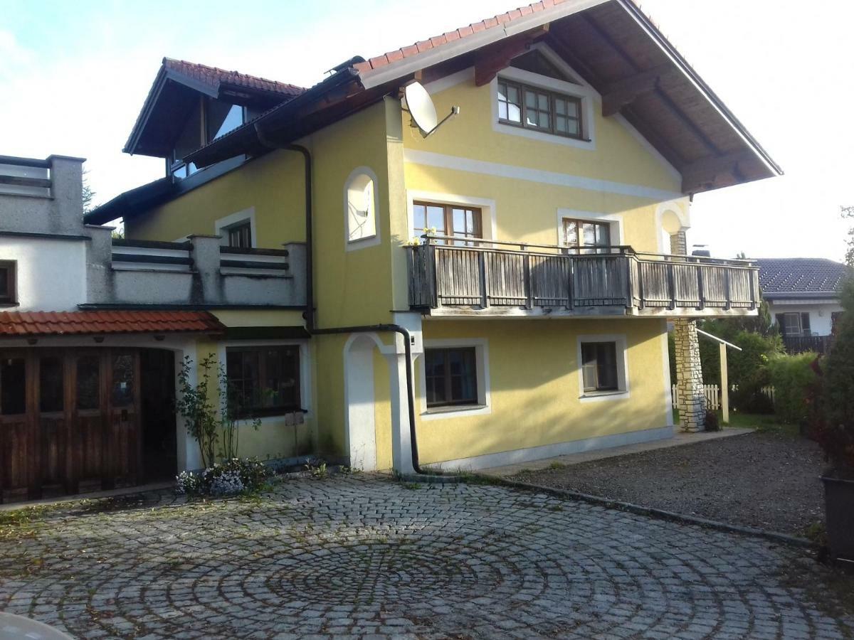 Ferienwohnung Wiesmuehlstrasse Henndorf am Wallersee Exteriér fotografie